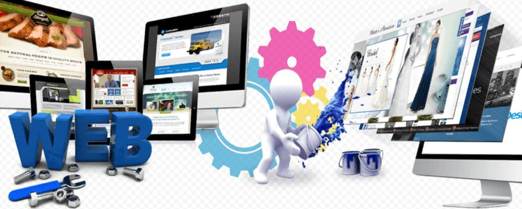 Bursa’da profesyonel web tasarımı yapan ajans ofisinde çalışan tasarımcılar bilgisayar başında çalışırken